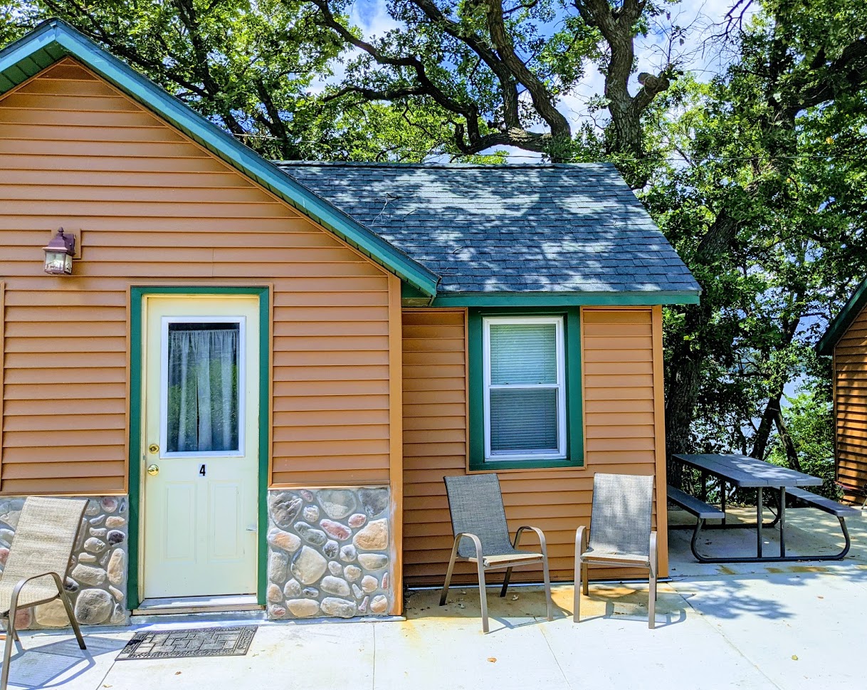Hall Lake Cabins Gallery 2410 Albion Avenue, Fairmont, Minnesota