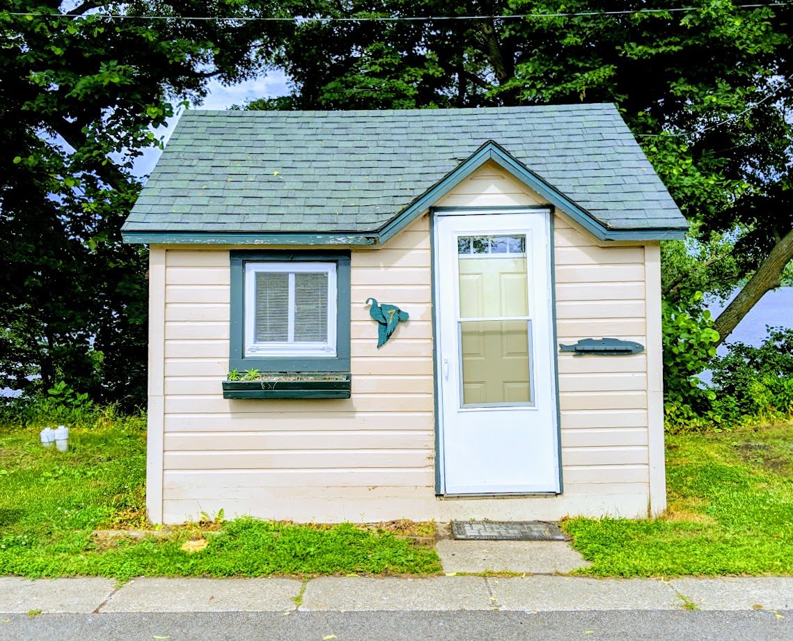 Hall Lake Cabins Gallery 2410 Albion Avenue, Fairmont, Minnesota